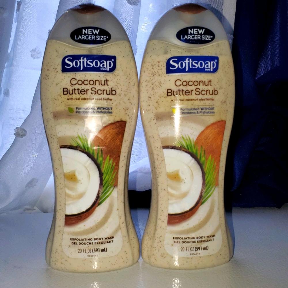 💦Softsoap Butter Scrub Body Wash X2 (591ml)